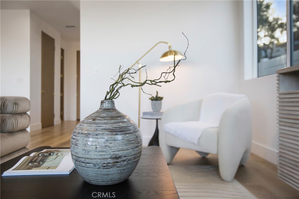 MLS #OC25233088 image #14