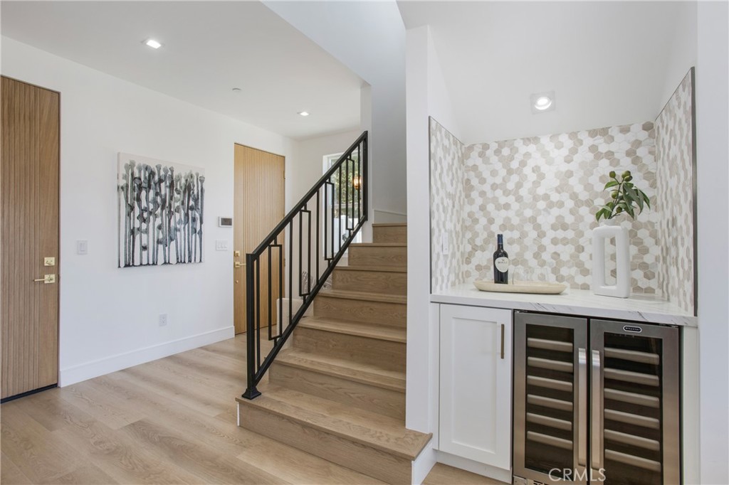 MLS #OC25233088 image #15