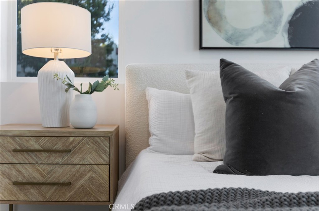 MLS #OC25233088 image #20