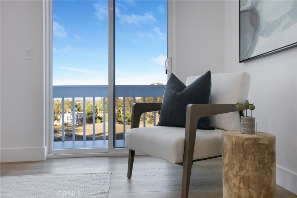 MLS #OC25233088 image #22