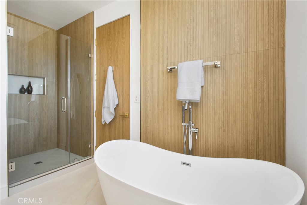 MLS #OC25233088 image #26