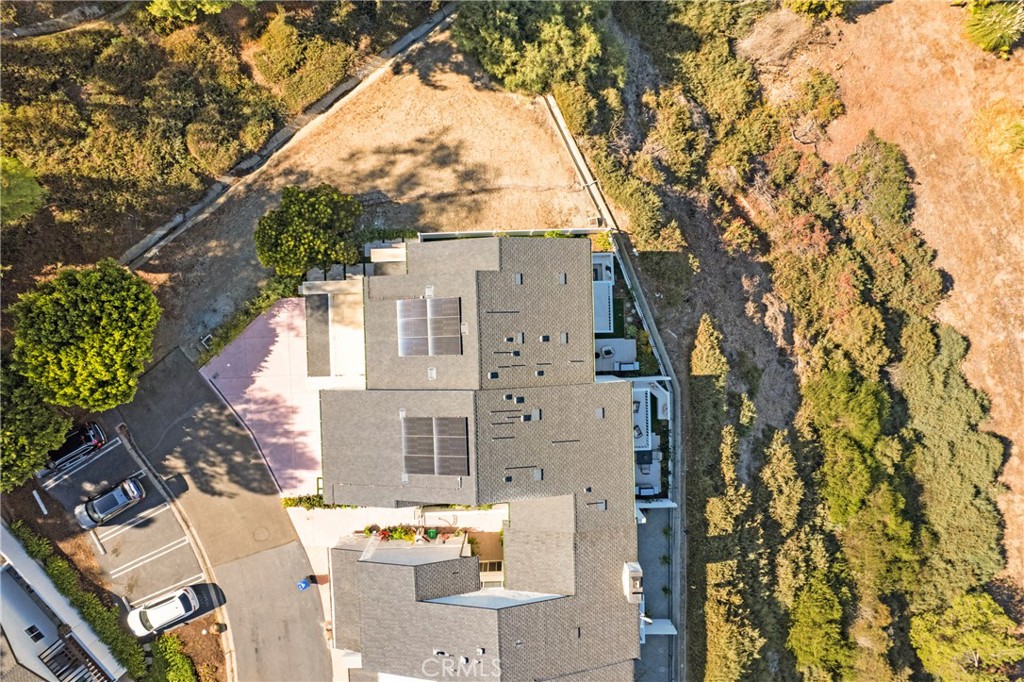 MLS #OC25233088 image #38