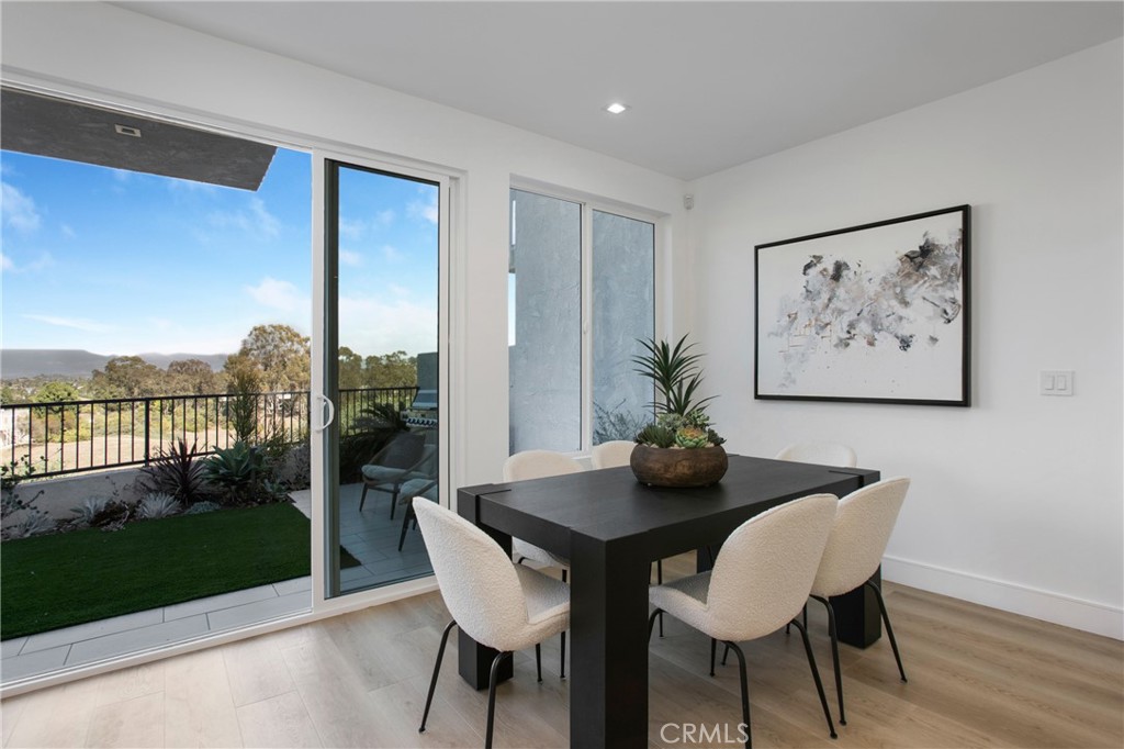 MLS #OC25233088 image #6