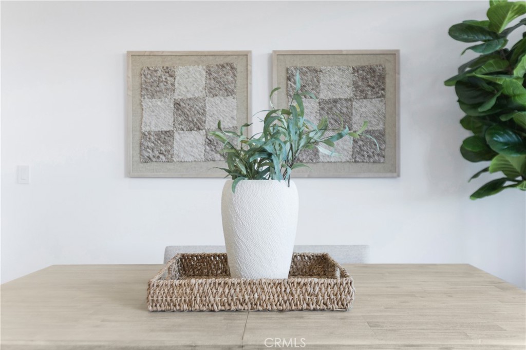 MLS #OC25233090 image #15