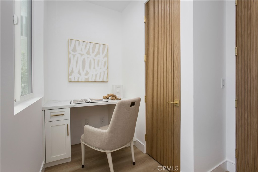 MLS #OC25233090 image #16