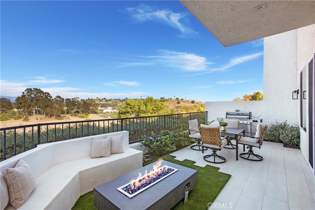 MLS #OC25233090 image #18