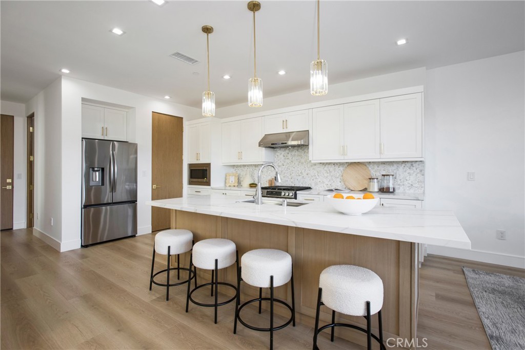 MLS #OC25233090 image #9