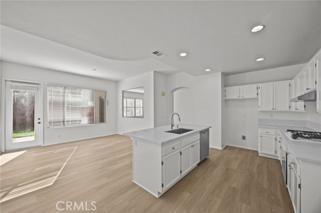 MLS #OC25233092 image #11