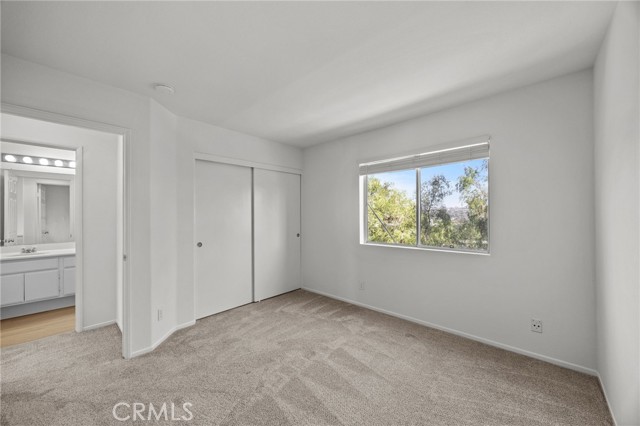 MLS #OC25233092 image #21