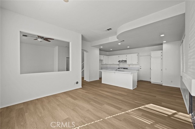 MLS #OC25233092 image #8