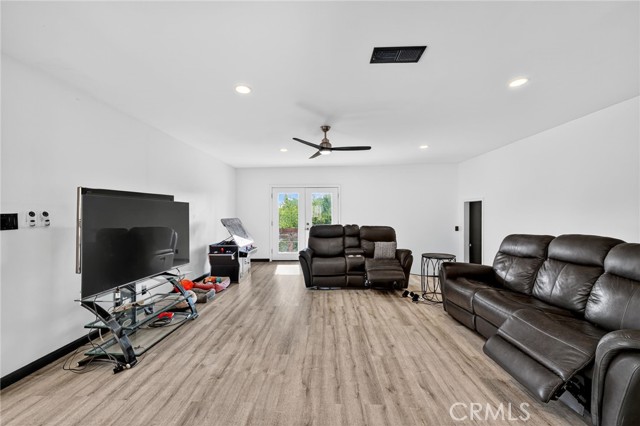 MLS #OC25233104 image #22