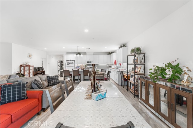 MLS #OC25233136 image #16