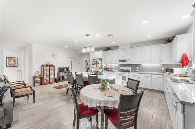 MLS #OC25233136 image #19