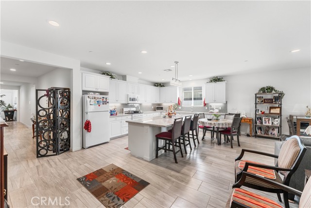 MLS #OC25233136 image #24