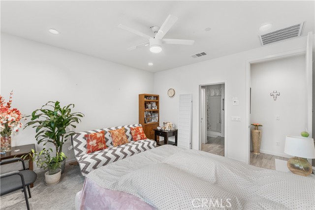 MLS #OC25233136 image #26