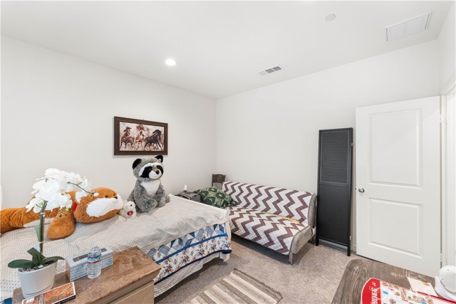 MLS #OC25233136 image #30