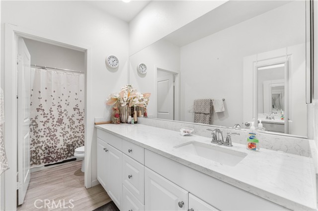 MLS #OC25233136 image #38