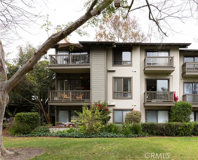 MLS #OC25233188 image #2