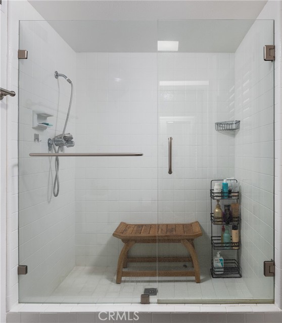 MLS #OC25233188 image #23