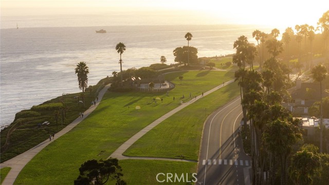 MLS #OC25233236 image #34