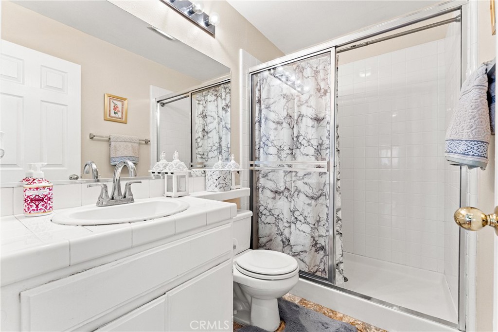 MLS #OC25233238 image #21