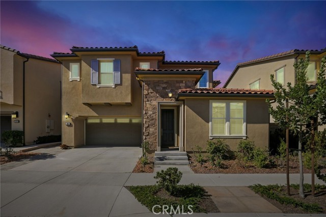 MLS #OC25233356 image #1