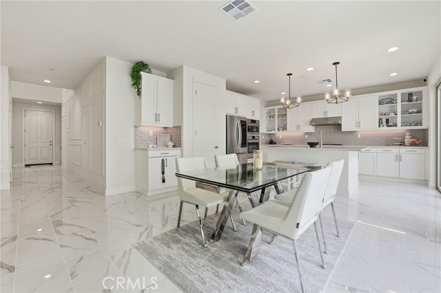 MLS #OC25233356 image #12