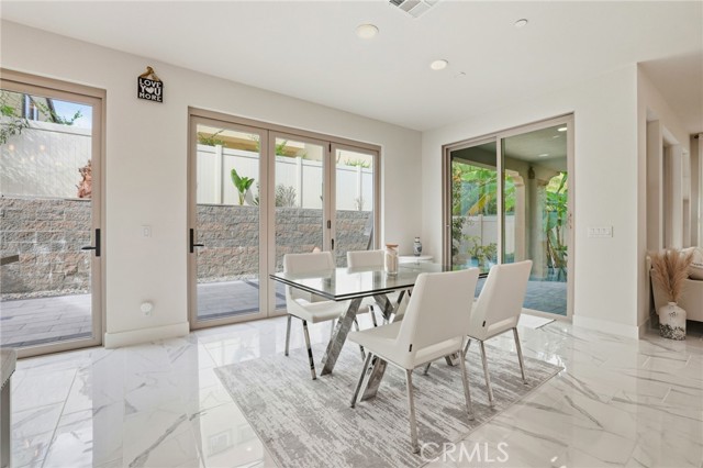 MLS #OC25233356 image #15