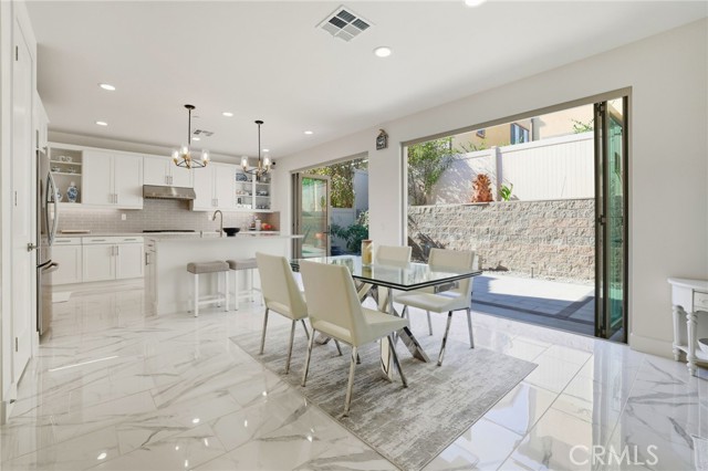 MLS #OC25233356 image #17