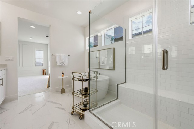 MLS #OC25233356 image #35