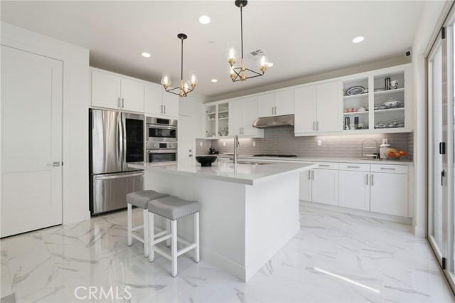 MLS #OC25233356 image #8