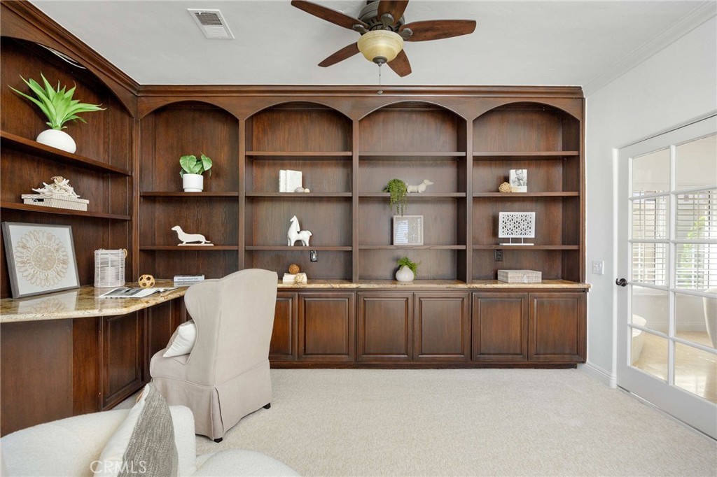 MLS #OC25233382 image #24