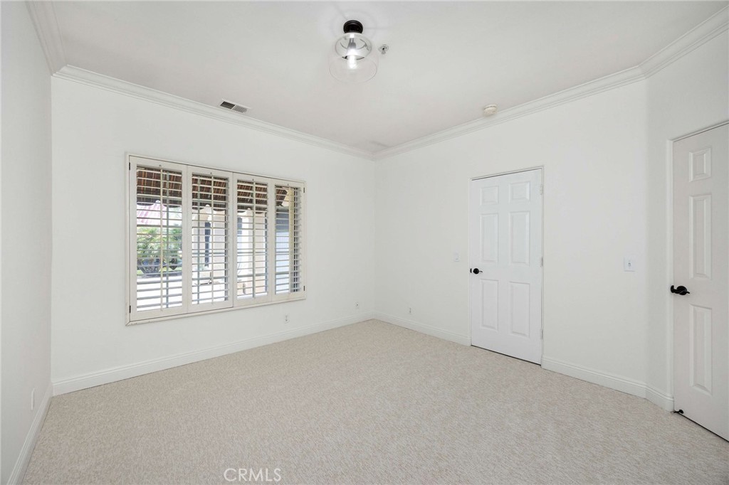 MLS #OC25233382 image #42