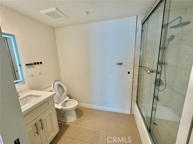 MLS #OC25233540 image #8