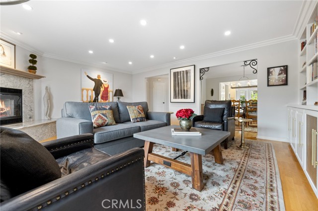 MLS #OC25233546 image #10