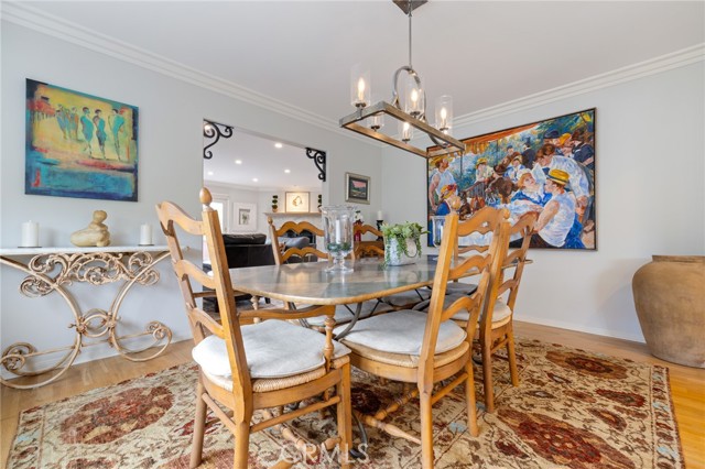 MLS #OC25233546 image #5