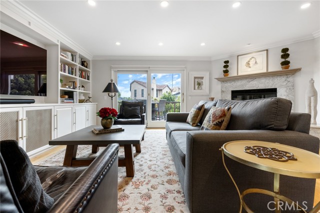 MLS #OC25233546 image #8