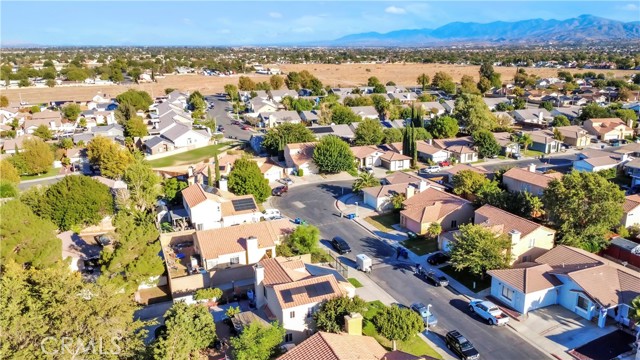 MLS #OC25233551 image #28