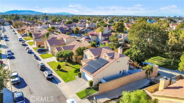 MLS #OC25233551 image #30