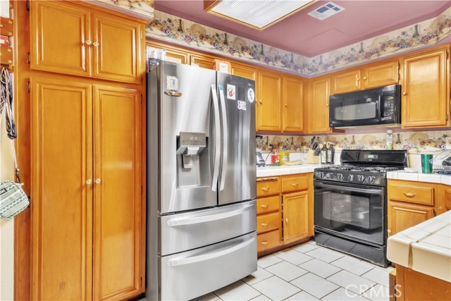 MLS #OC25233551 image #8