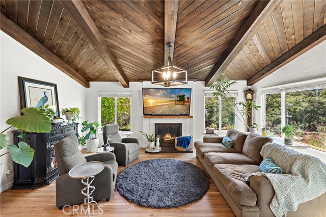 MLS #OC25233664 image #0