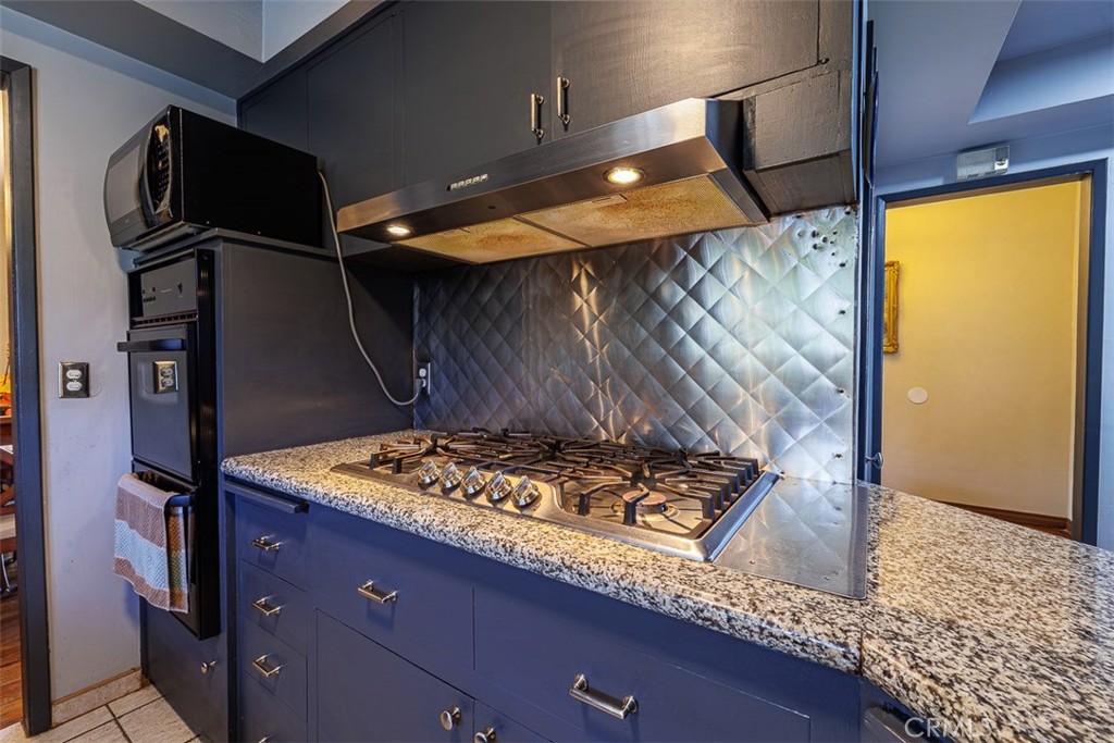 MLS #OC25233704 image #12