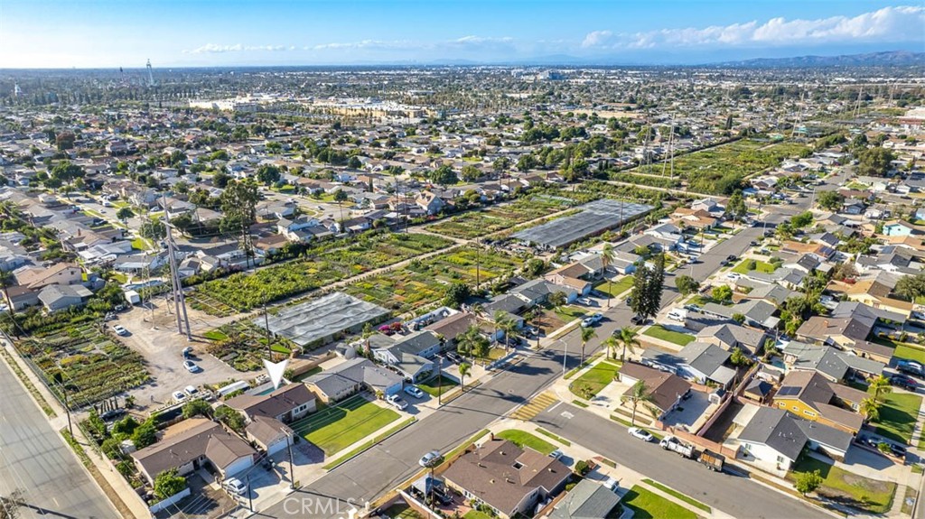 MLS #OC25233704 image #25