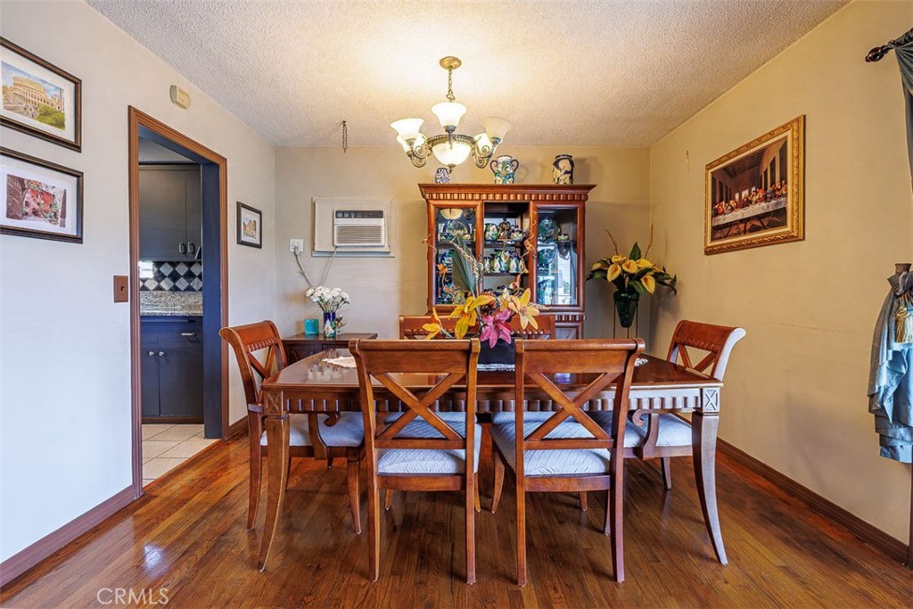 MLS #OC25233704 image #8