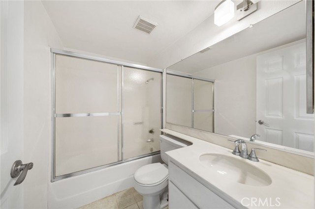 MLS #OC25233706 image #20