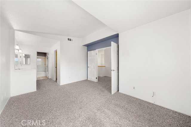 MLS #OC25233706 image #25