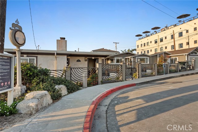 MLS #OC25233708 image #3