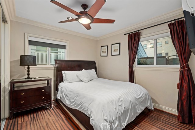 MLS #OC25233708 image #38