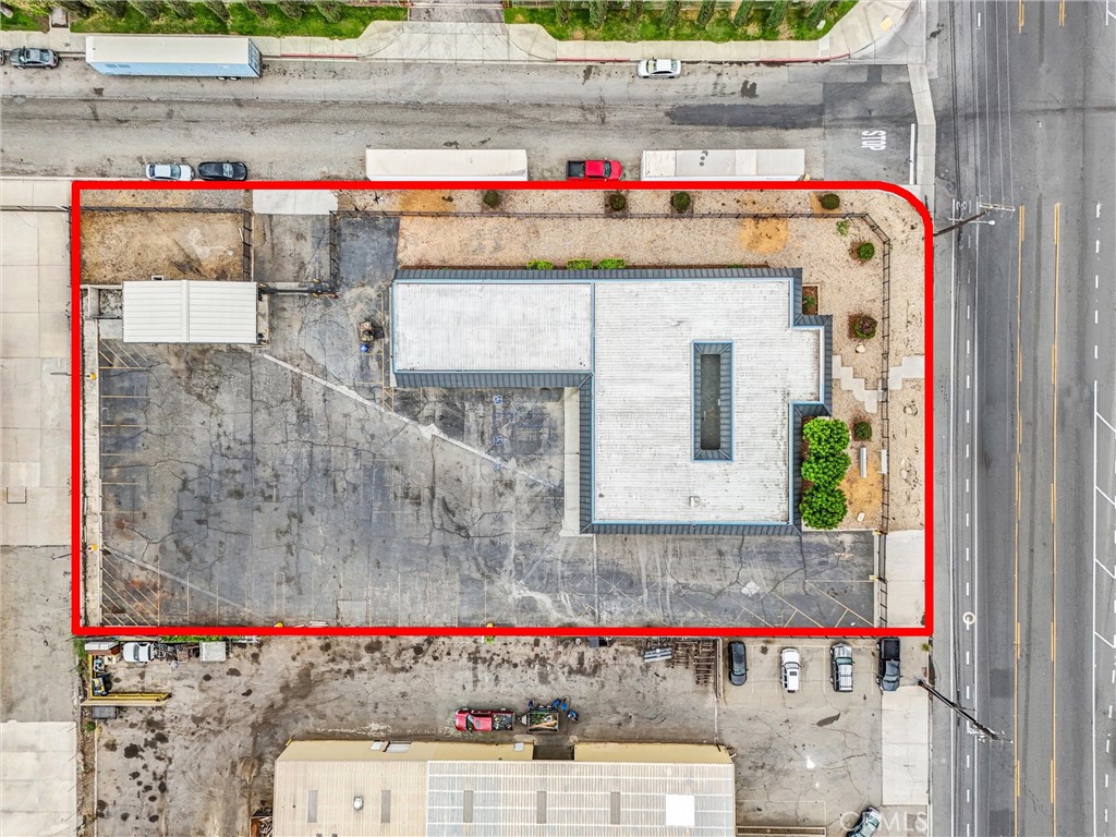 MLS #OC25233768 image #0