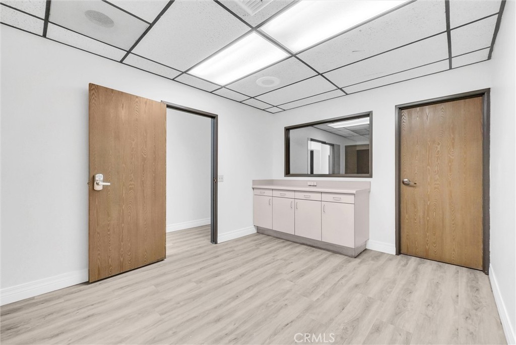 MLS #OC25233768 image #27